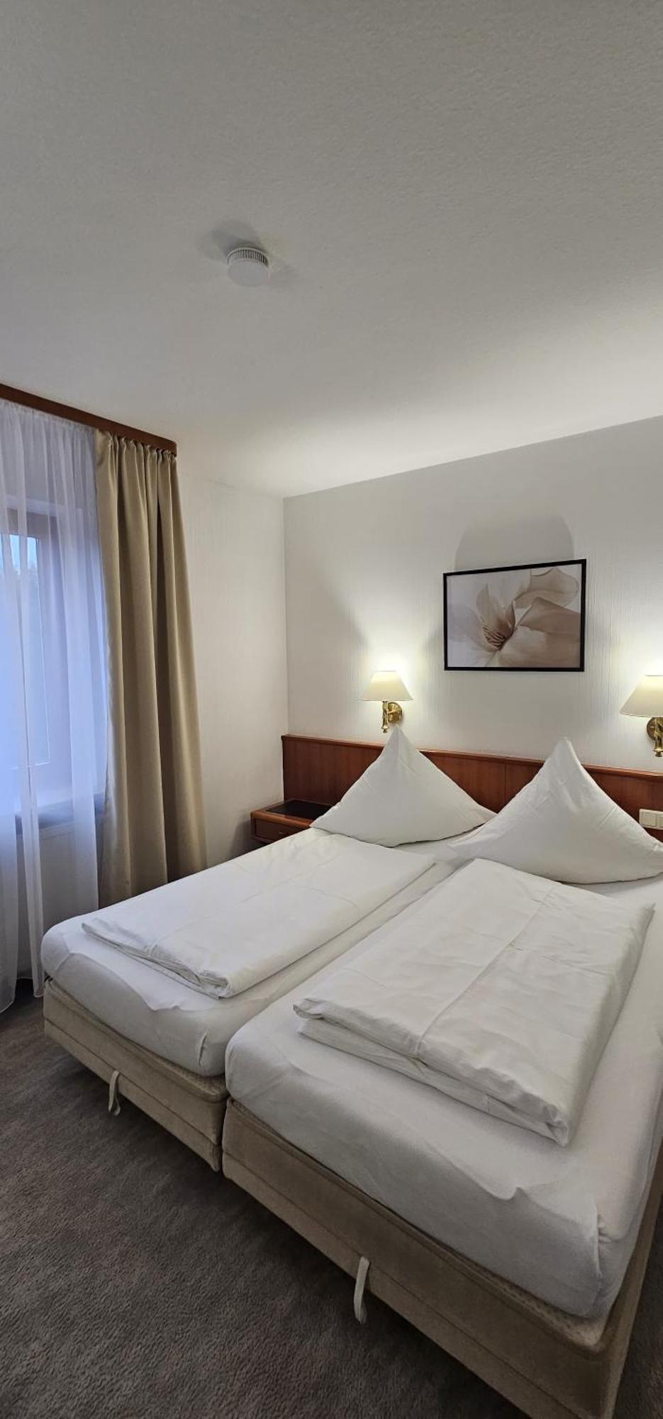 Hotel Garni Vierjahreszeiten Bad Staffelstein Luaran gambar