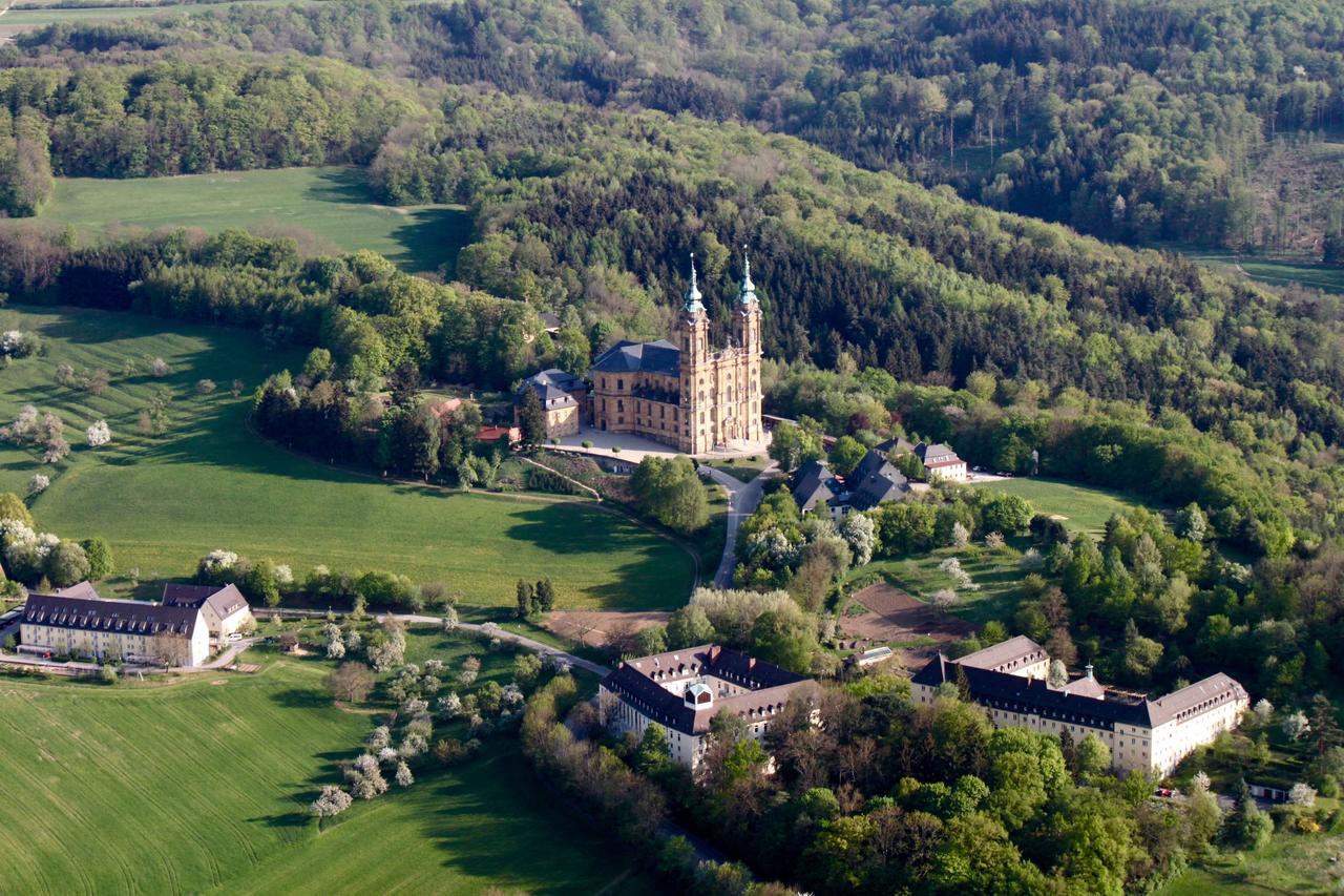 Hotel Garni Vierjahreszeiten Bad Staffelstein Luaran gambar